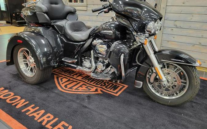 2018 Harley-Davidson® FLHTCUTG - Tri Glide® Ultra