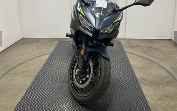 2022 Kawasaki Ninja 400 ABS