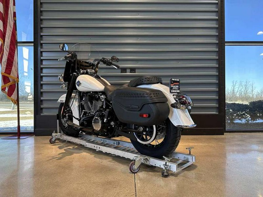 2025 Harley-Davidson® FLHC - Heritage Classic