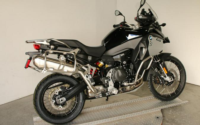2027 BMW F 900 GS Adventure