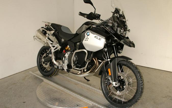 2027 BMW F 900 GS Adventure