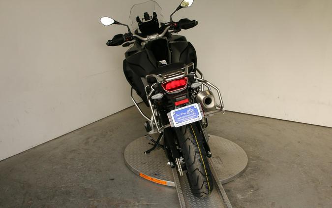 2027 BMW F 900 GS Adventure