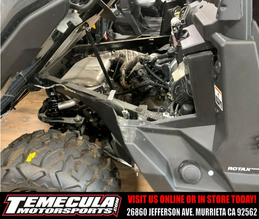 2024 Can-Am™ Defender MAX XT HD9