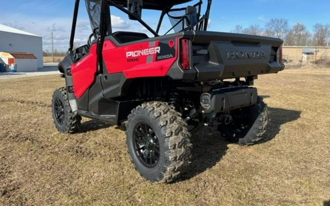 2024 Honda® Pioneer 1000 Deluxe