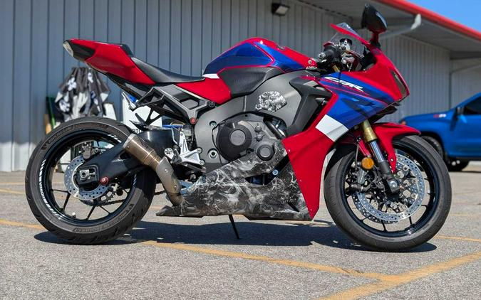 2023 Honda CBR1000RR Base