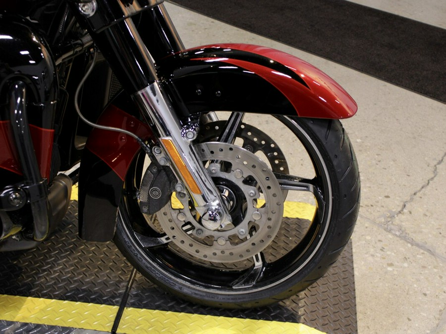 Used 2017 Harley-Davidson CVO Street Glide FLHXSE Motorcycle For Sale In Columbus, OH