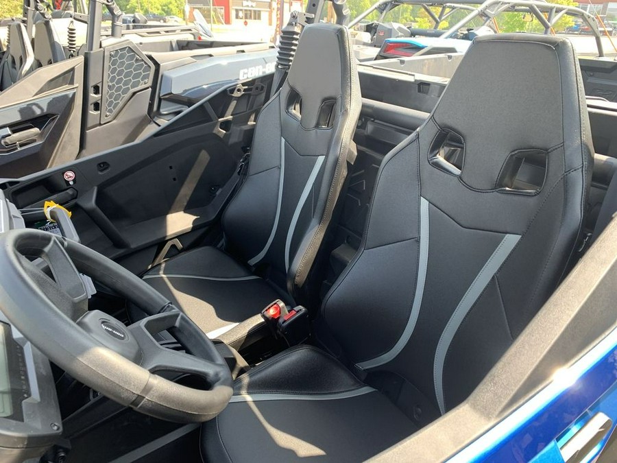 2023 Can-Am™ Commander XT 700