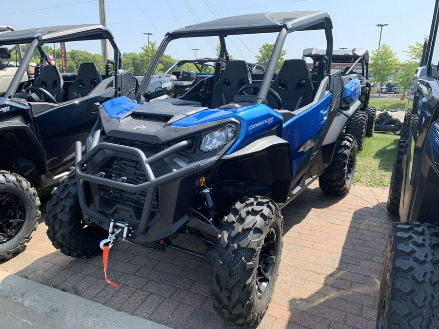 2023 Can-Am™ Commander XT 700