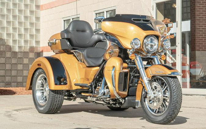 2023 Harley-Davidson® FLHTCUTG - Tri Glide® Ultra