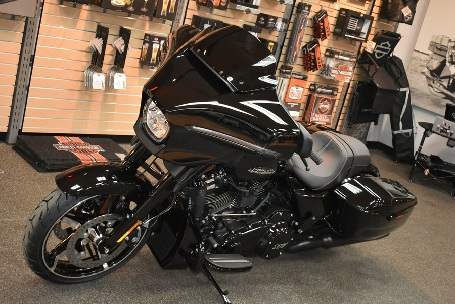 FLHX 2024 Street Glide®