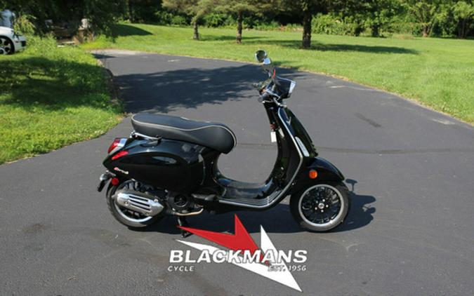 2022 Vespa Sprint 150