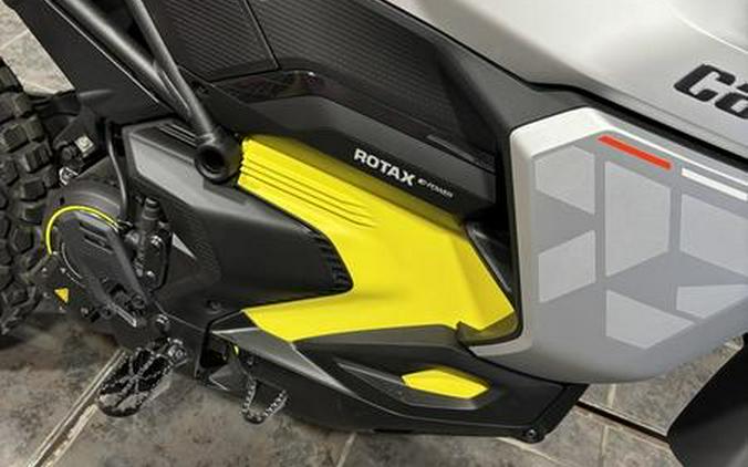 2025 Can-Am® Origin '73