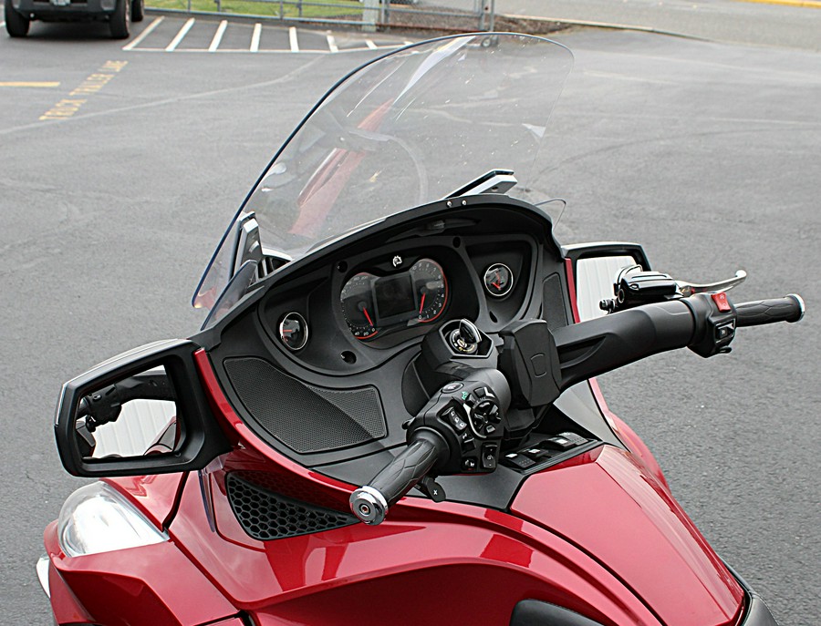 2015 CAN-AM Spyder RT-Limited