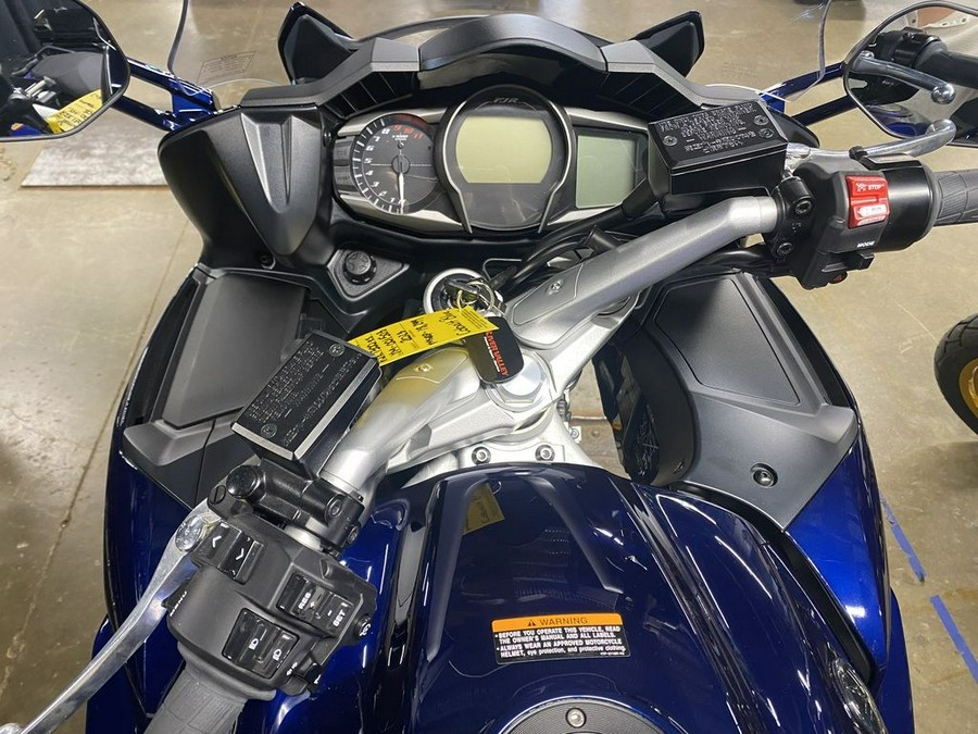 2023 Yamaha FJR 1300ES
