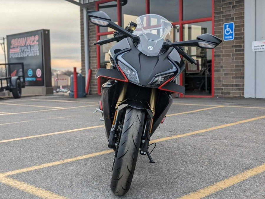 2024 CFMOTO SS 300