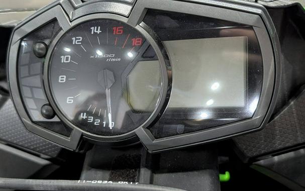 2021 Kawasaki Ninja® ZX™-6R