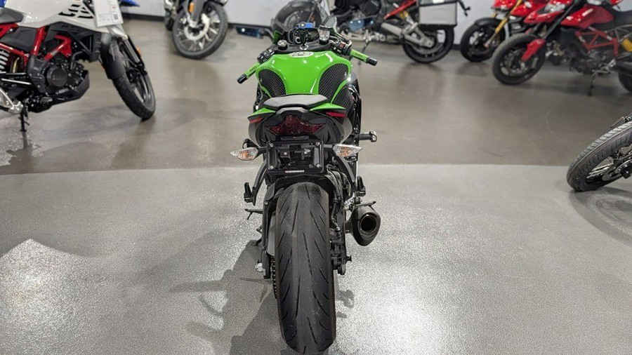 2021 Kawasaki Ninja® ZX™-6R