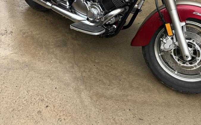 2004 Yamaha V Star® 1100 Classic