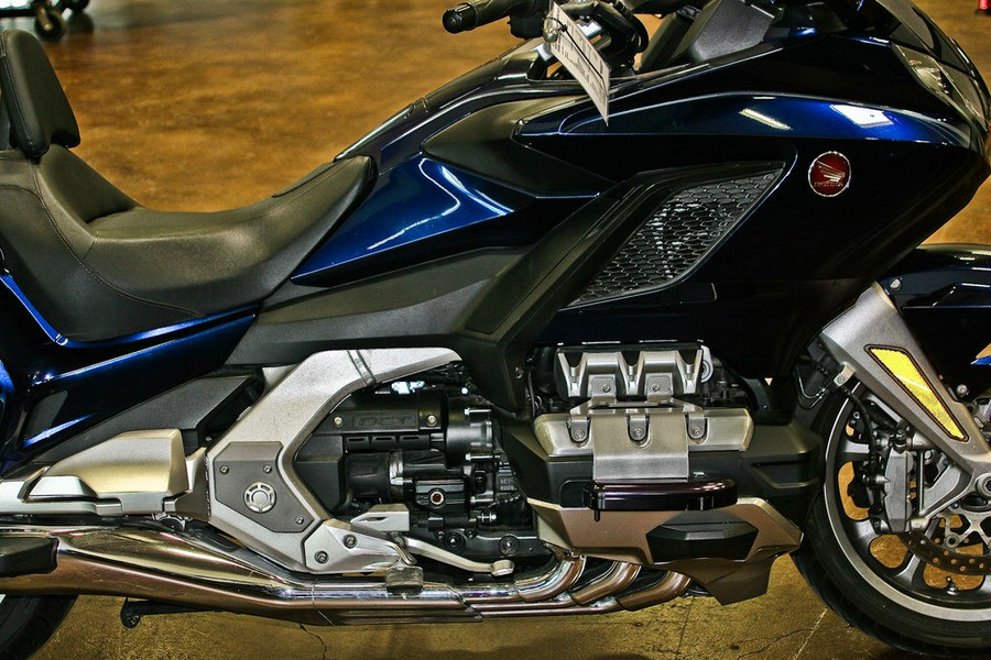 2018 Honda® Gold Wing Tour Automatic DCT Pearl Hawkseye Blue