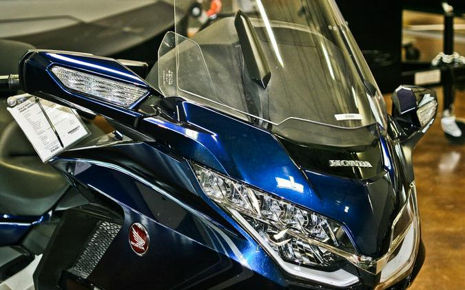 2018 Honda® Gold Wing Tour Automatic DCT Pearl Hawkseye Blue