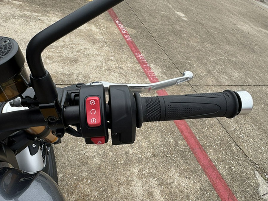 2026 Triumph Scrambler 900 Mineral Grey