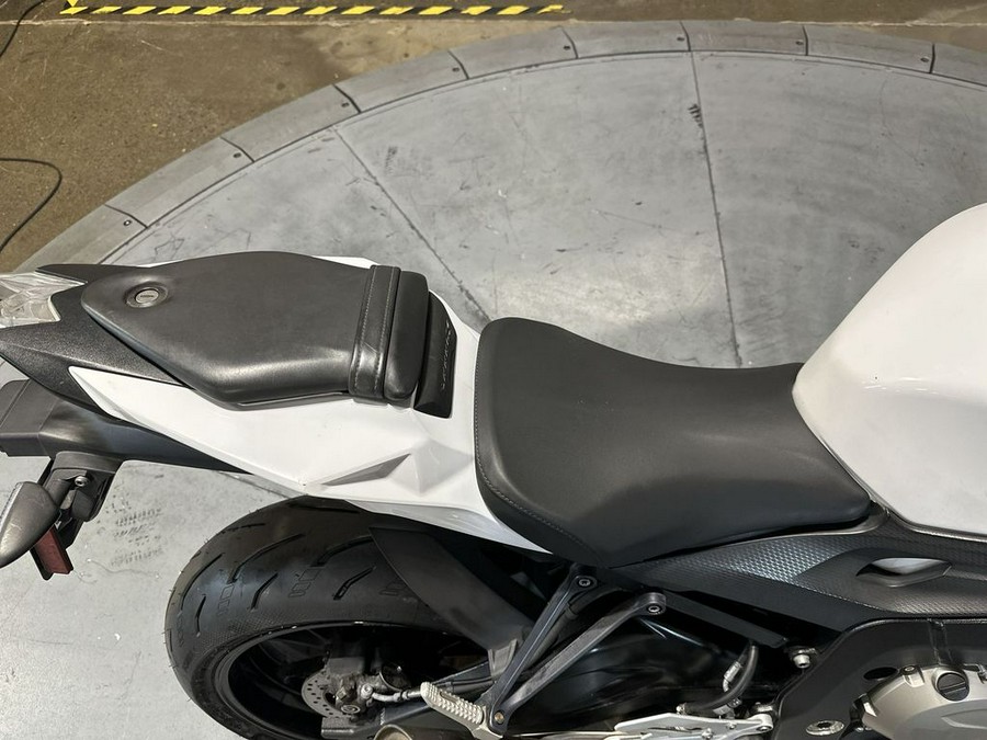 2016 BMW S 1000 R