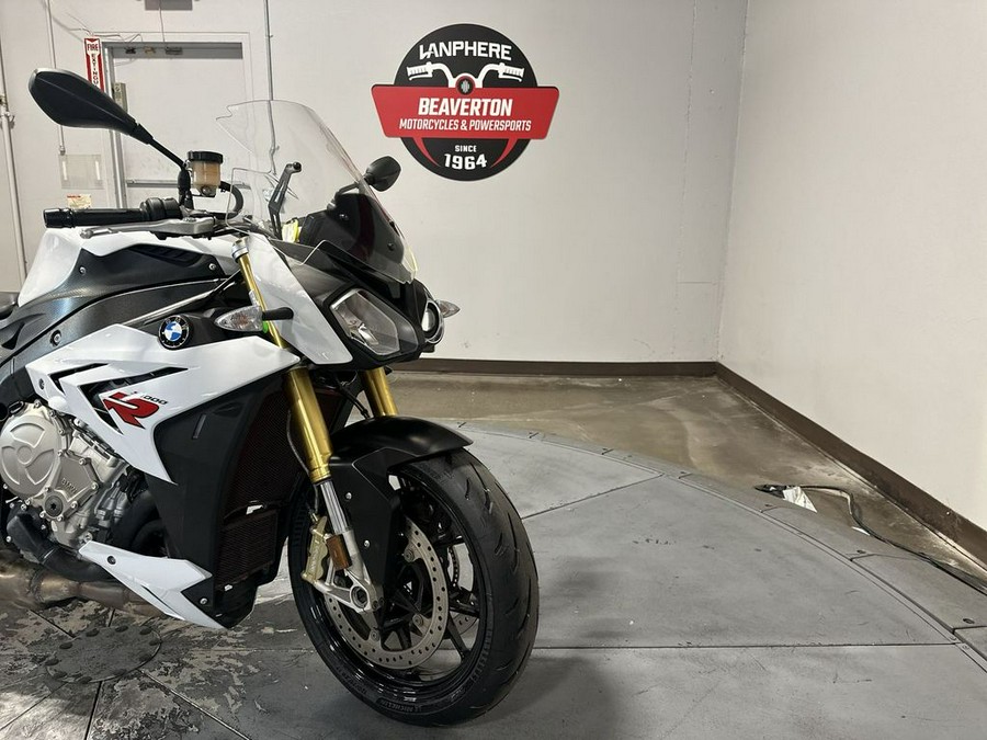 2016 BMW S 1000 R