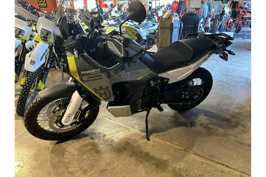 2024 Husqvarna Motorcycles Norden 901