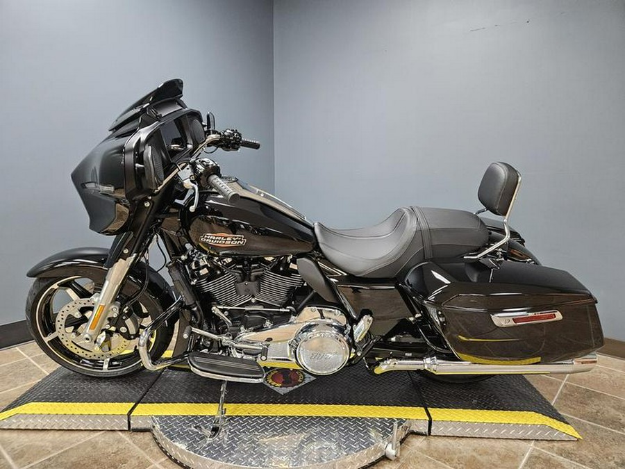 2024 Harley-Davidson® FLHX - Street Glide®