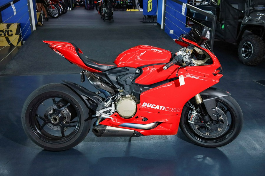 2015 Ducati Superbike 1299 Panigale