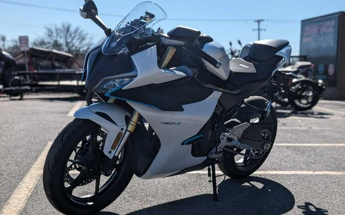 2024 CFMOTO SS 300