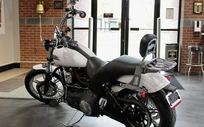 2016 Harley-Davidson® Street Bob® Crushed Ice Pearl