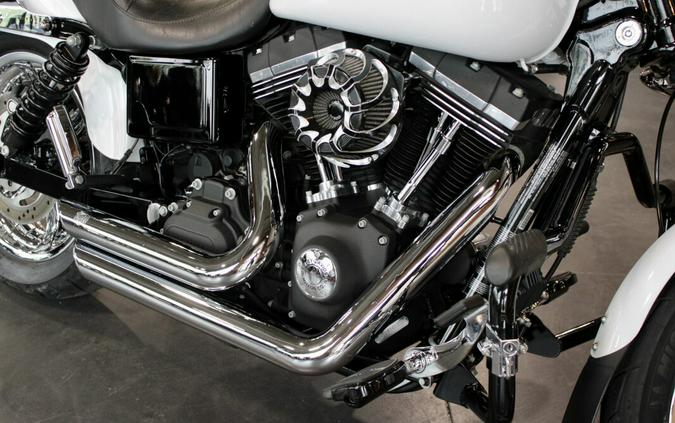 2016 Harley-Davidson® Street Bob® Crushed Ice Pearl