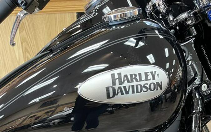 2024 Harley-Davidson Heritage Classic Vivid Black