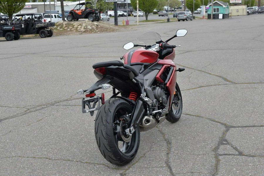 2025 Triumph Daytona 660 Carnival Red/Sapphire Black