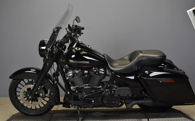 2017 Harley-Davidson Road King Special