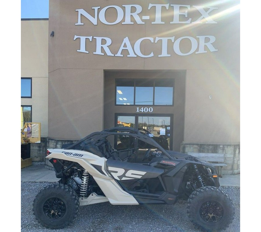 2023 Can-Am® Maverick X3 RS Turbo RR Desert Tan & Carbon Black