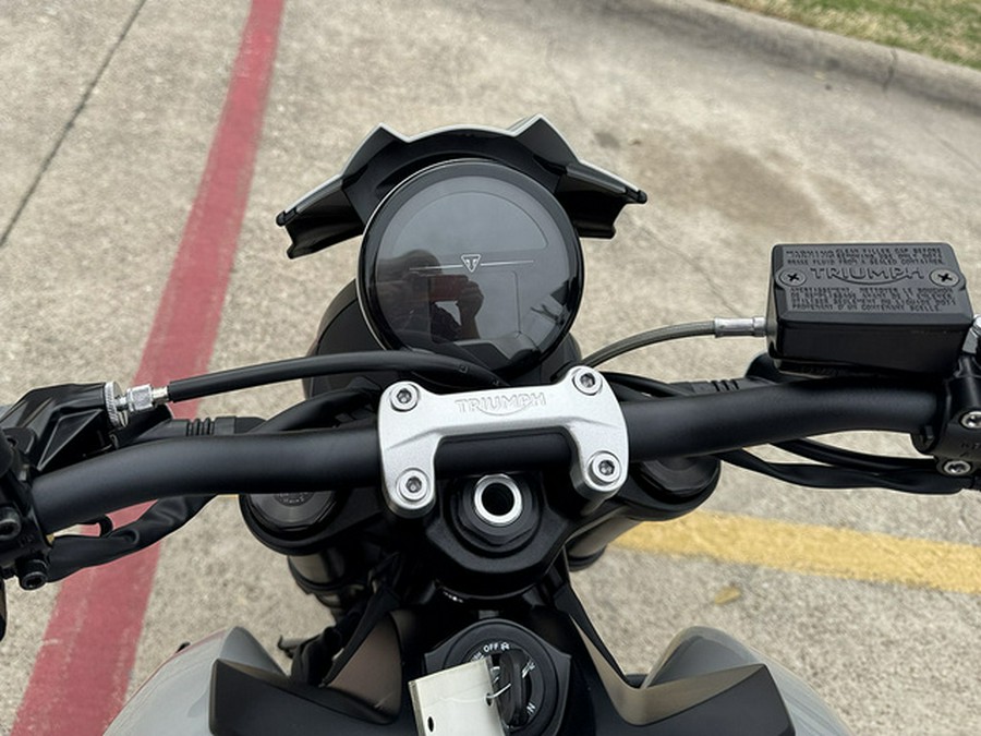 2026 Triumph Trident 800 Ash Grey