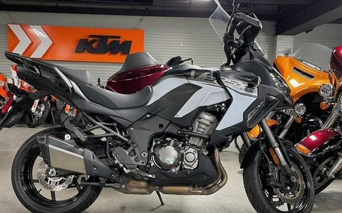 2019 Kawasaki Versys 1000 SE LT+ Review (19 Fast Facts)