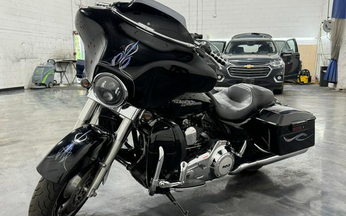 2013 HARLEY DAVIDSON STRRET GLIDE