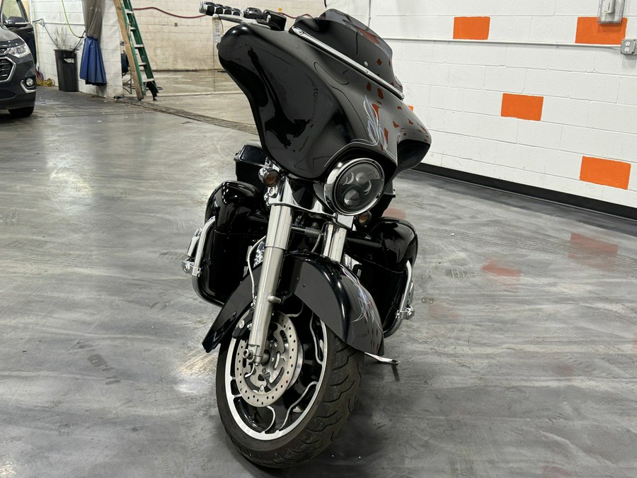 2013 HARLEY DAVIDSON STRRET GLIDE