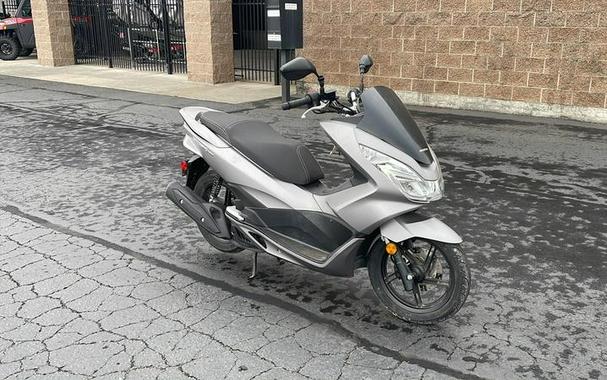 2016 Honda® PCX150