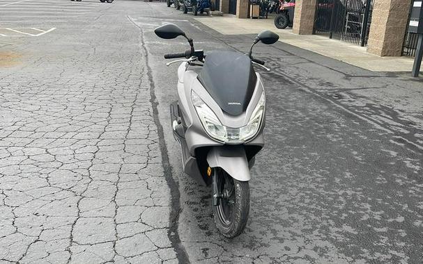 2016 Honda® PCX150