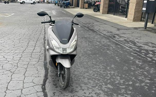 2016 Honda® PCX150