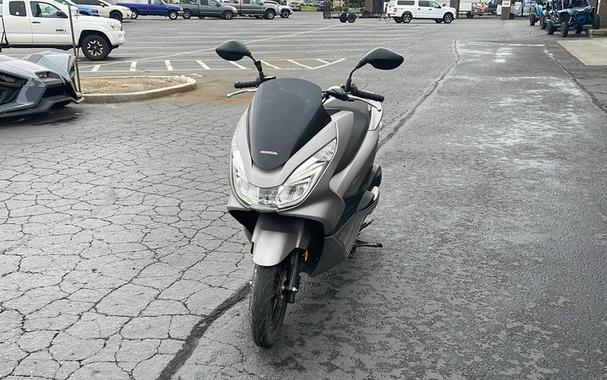 2016 Honda® PCX150