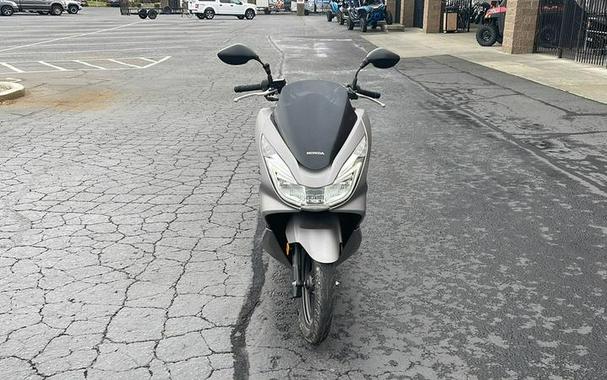 2016 Honda® PCX150