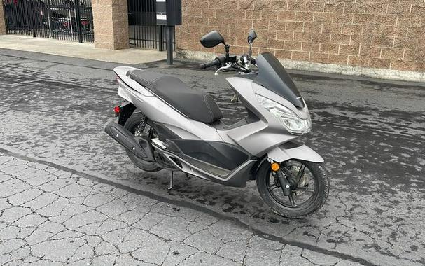 2016 Honda® PCX150