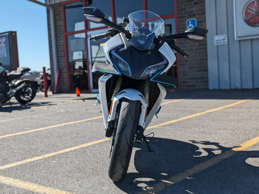 2024 CFMOTO SS 300