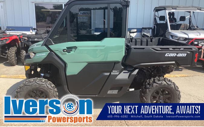 2025 Can-Am Defender DPS CAB HD9