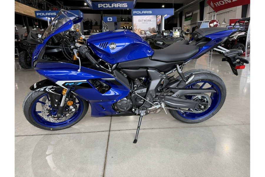 2025 Yamaha YZF-R7